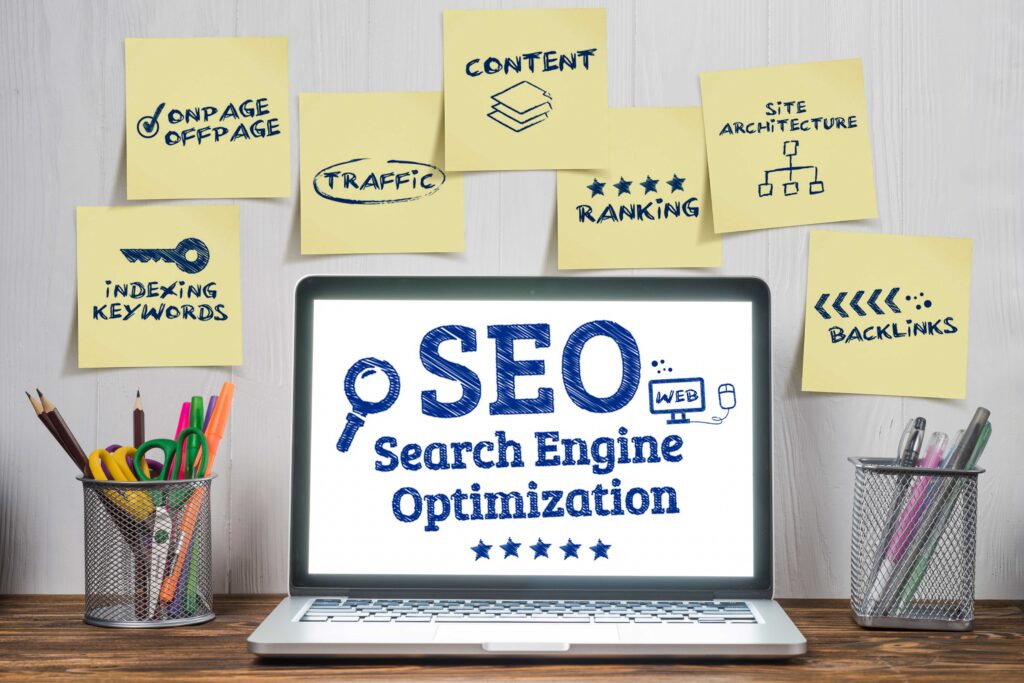 Grafika SEO na ekranie laptopa