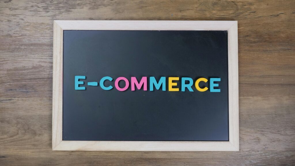 Grafika związana z technologiami e-commerce